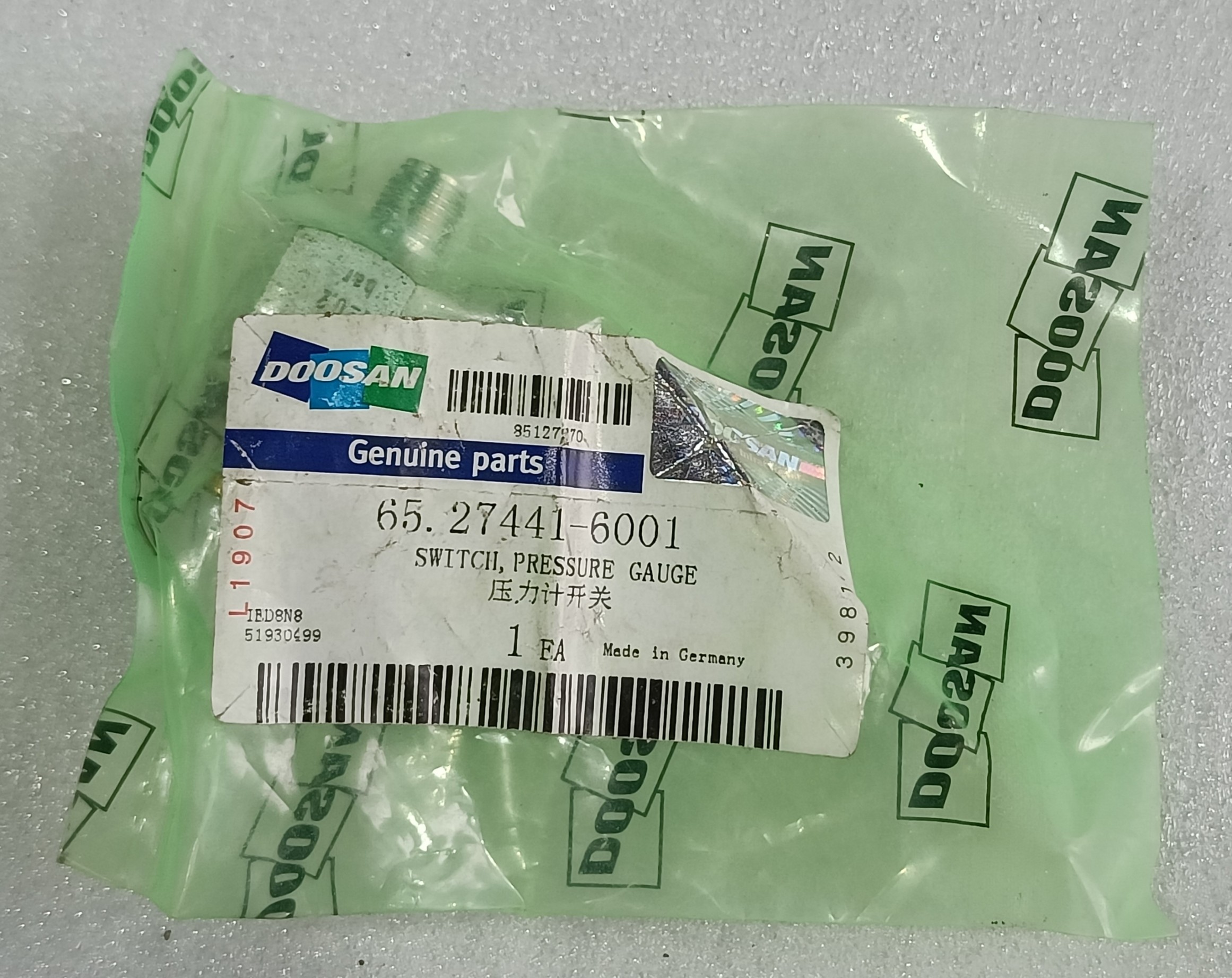 Genuine Doosan Switch Pressure Gauge 65.27441-6001